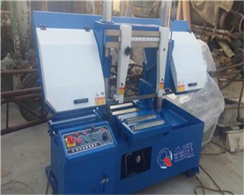 金屬卧(wò)式鋸床