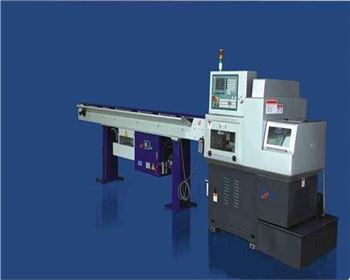 新疆(jiang)五軸聯動(dong)走心式數(shù)控車床