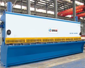 剪闆機在(zài)金屬闆材加(jia)工應用當中(zhong)的重要性